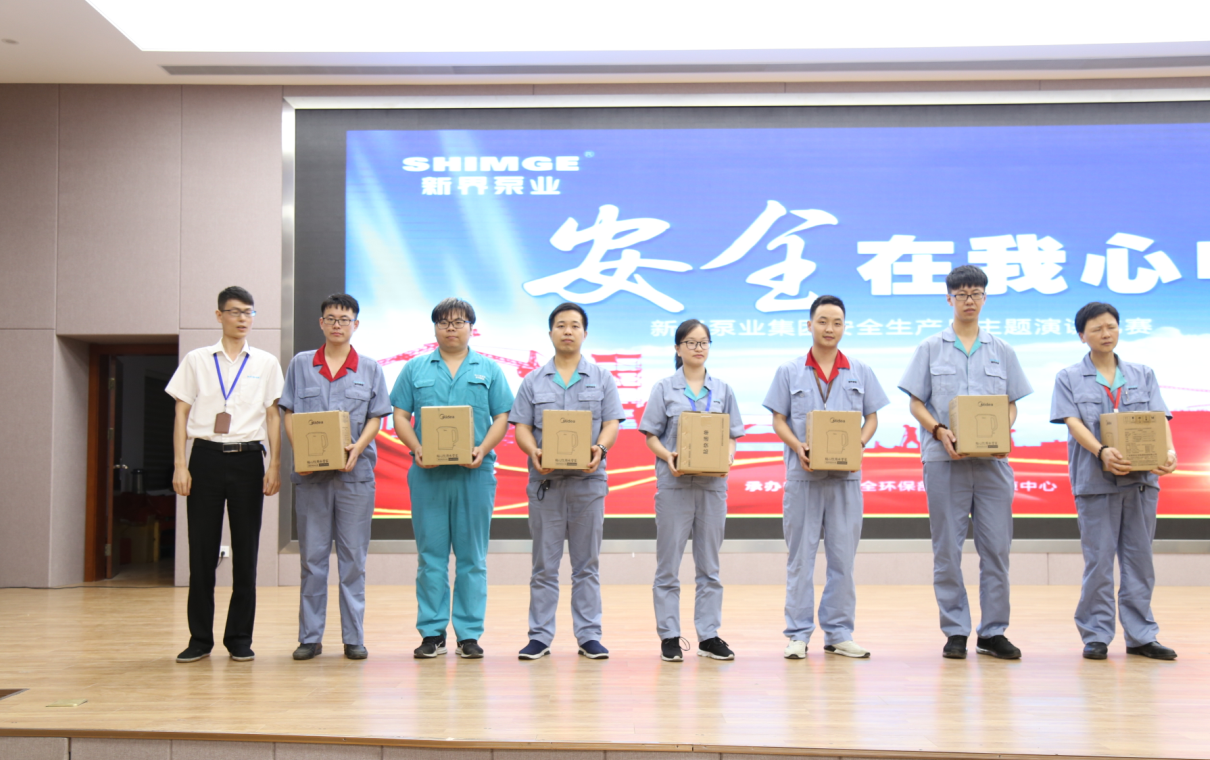 15305112551834872D7B.png 44.png